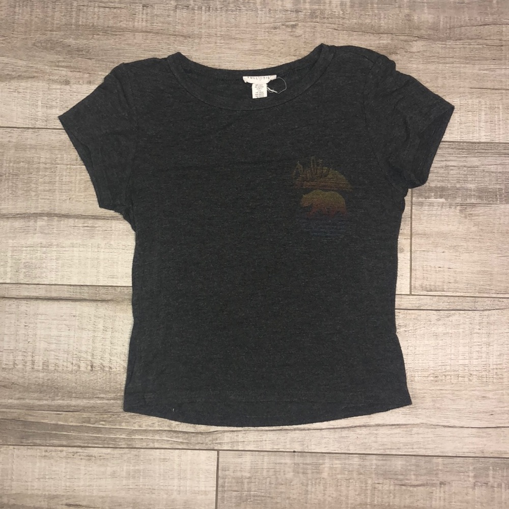 Full Tilt california cropped shirt
